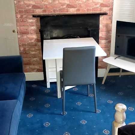 Phoenix Nights Guest House Barrow-in-Furness Ngoại thất bức ảnh