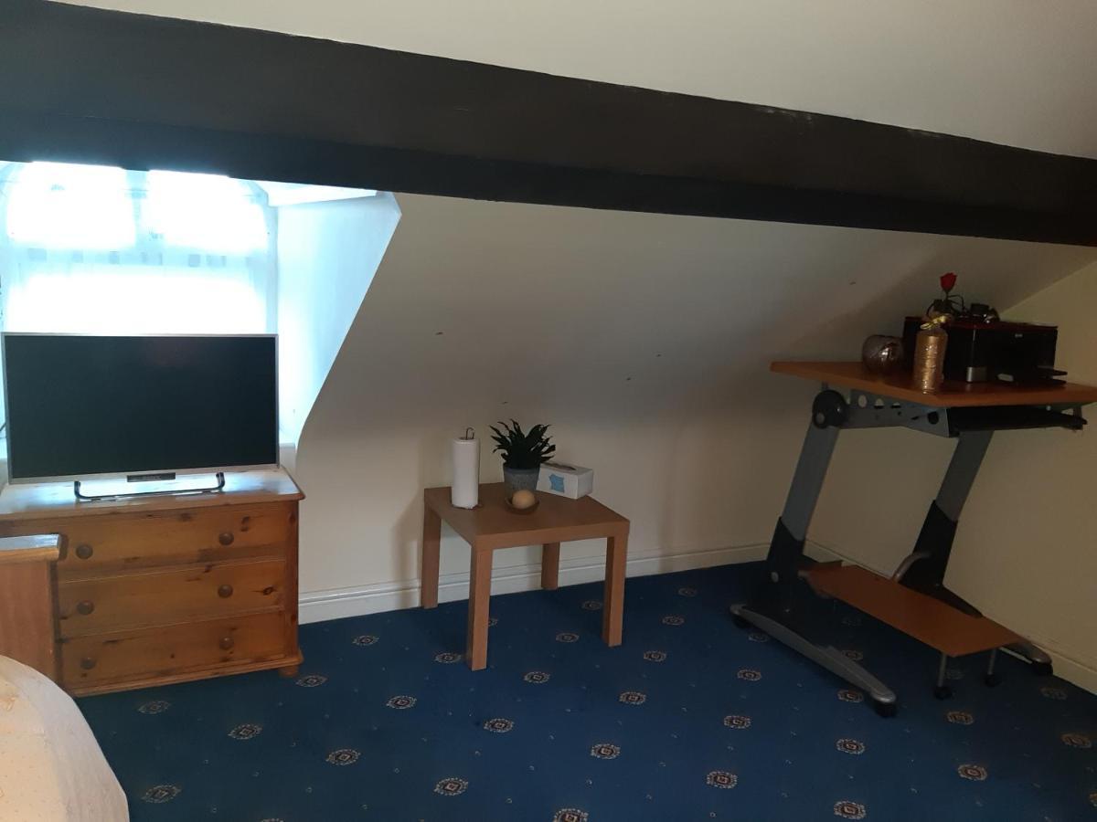 Phoenix Nights Guest House Barrow-in-Furness Ngoại thất bức ảnh