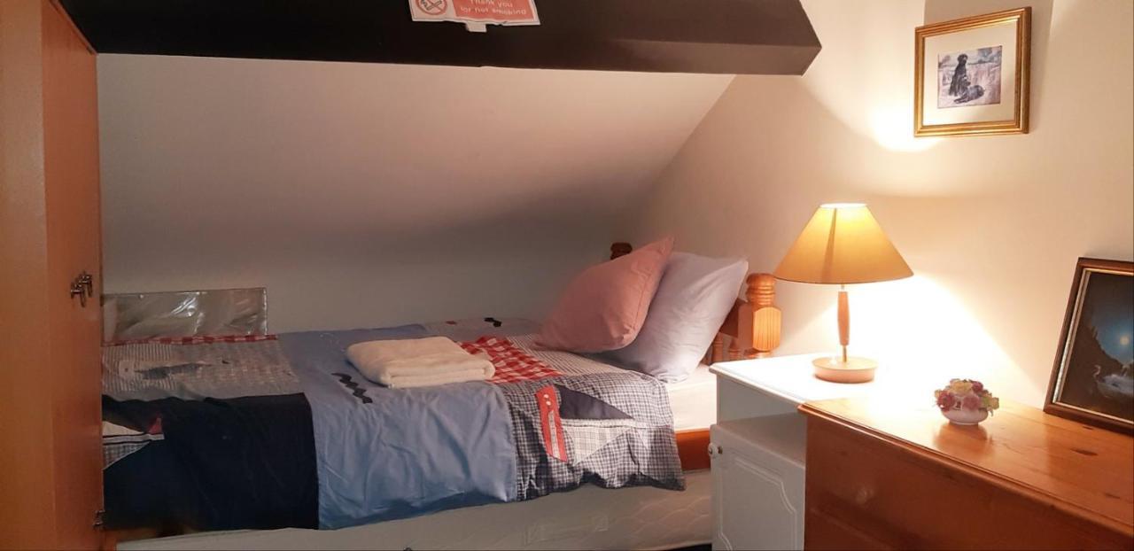 Phoenix Nights Guest House Barrow-in-Furness Ngoại thất bức ảnh