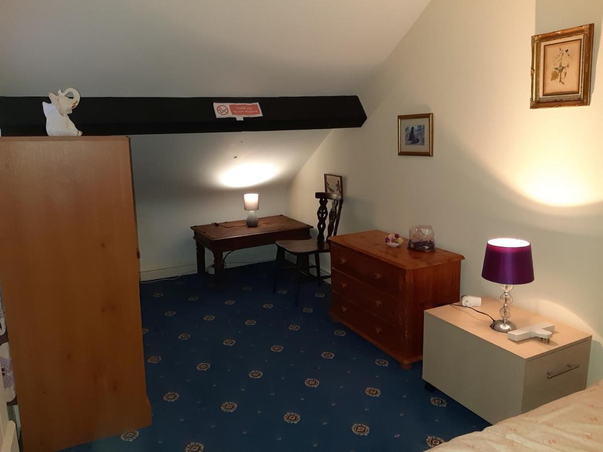 Phoenix Nights Guest House Barrow-in-Furness Ngoại thất bức ảnh