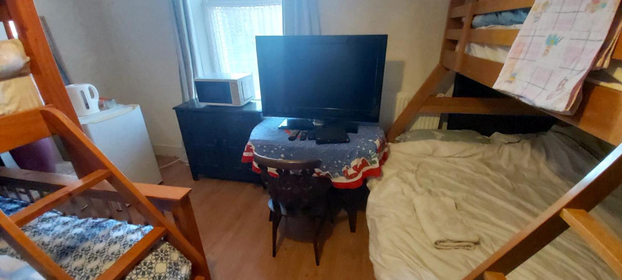 Phoenix Nights Guest House Barrow-in-Furness Ngoại thất bức ảnh