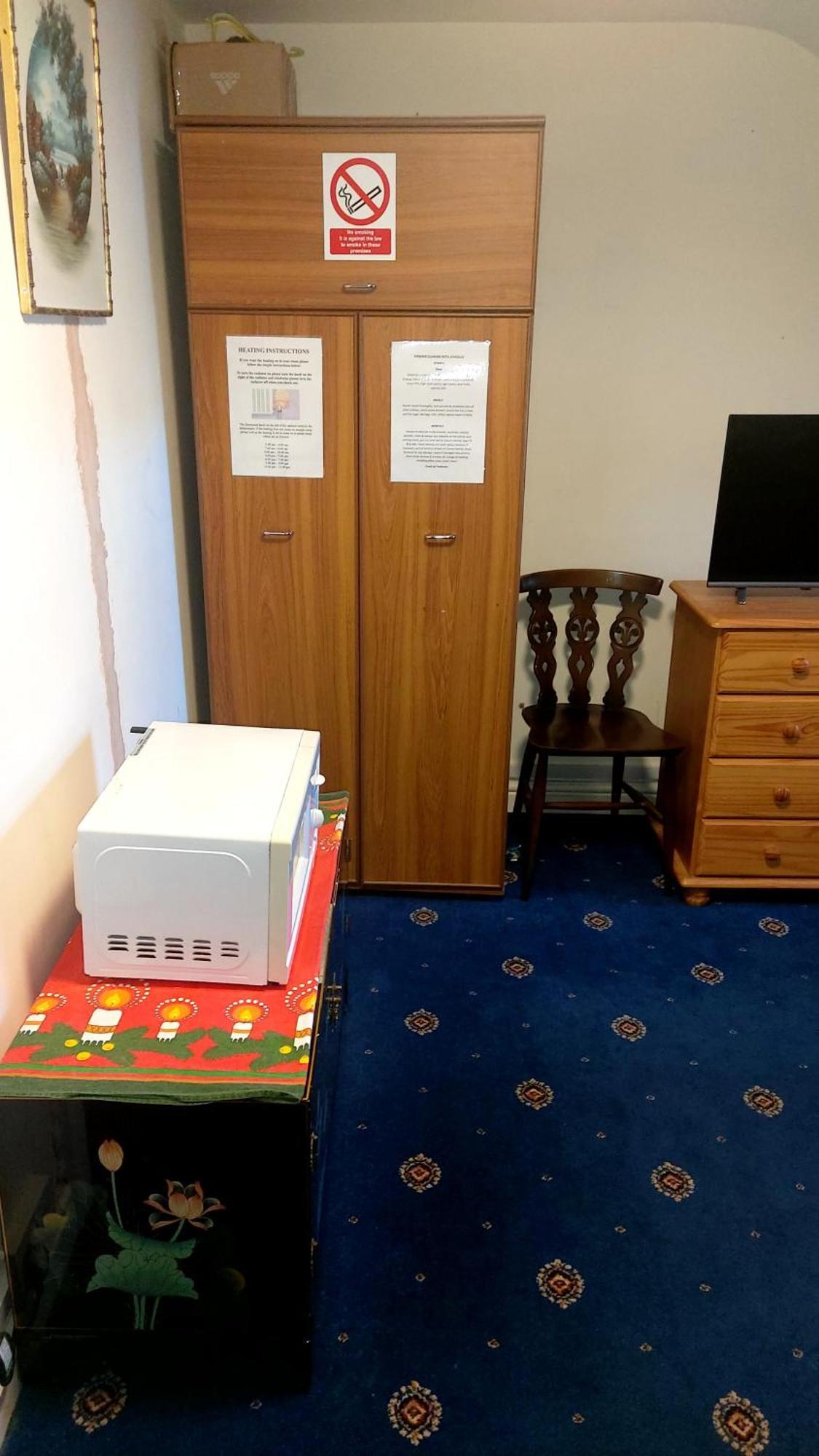 Phoenix Nights Guest House Barrow-in-Furness Ngoại thất bức ảnh